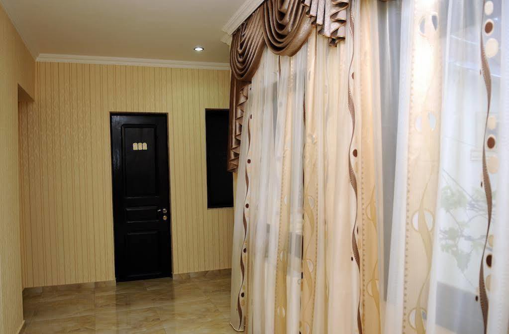 Hotel Lions Tbilisi Exterior foto