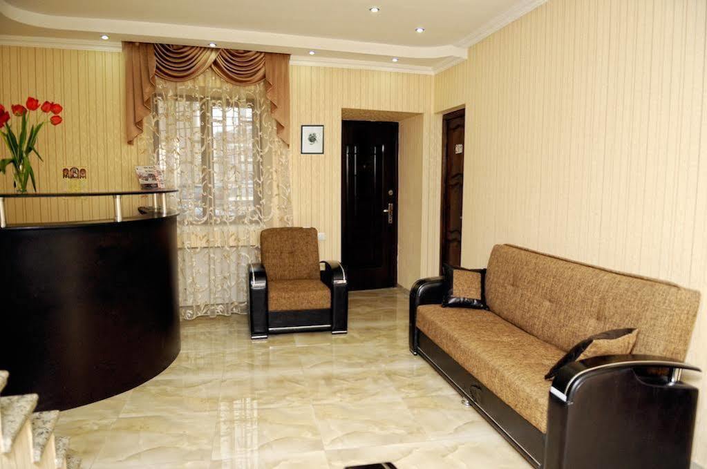Hotel Lions Tbilisi Exterior foto