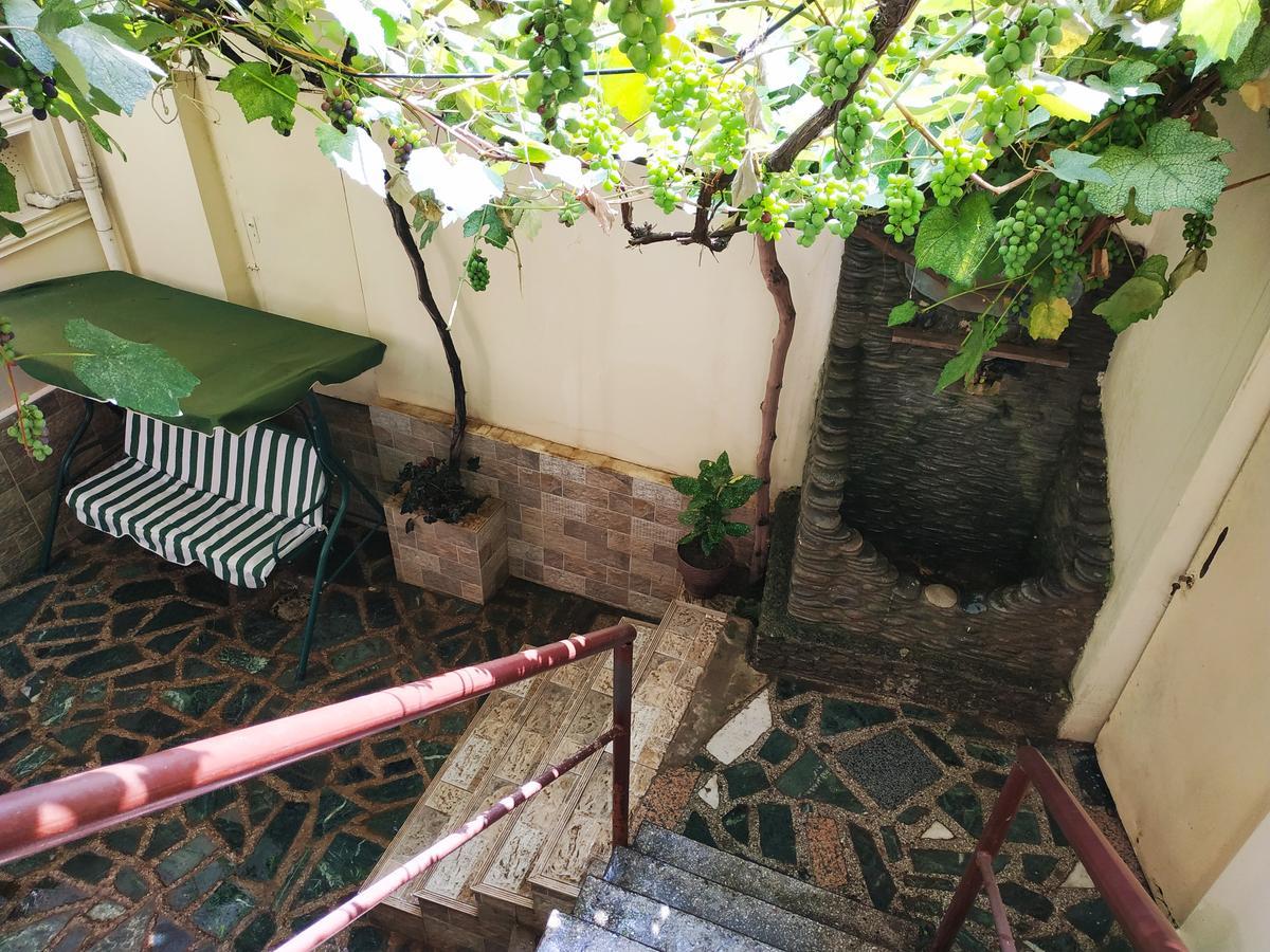 Hotel Lions Tbilisi Exterior foto