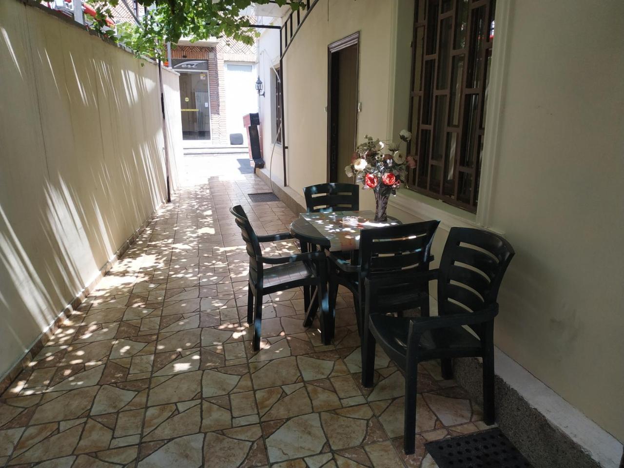 Hotel Lions Tbilisi Exterior foto