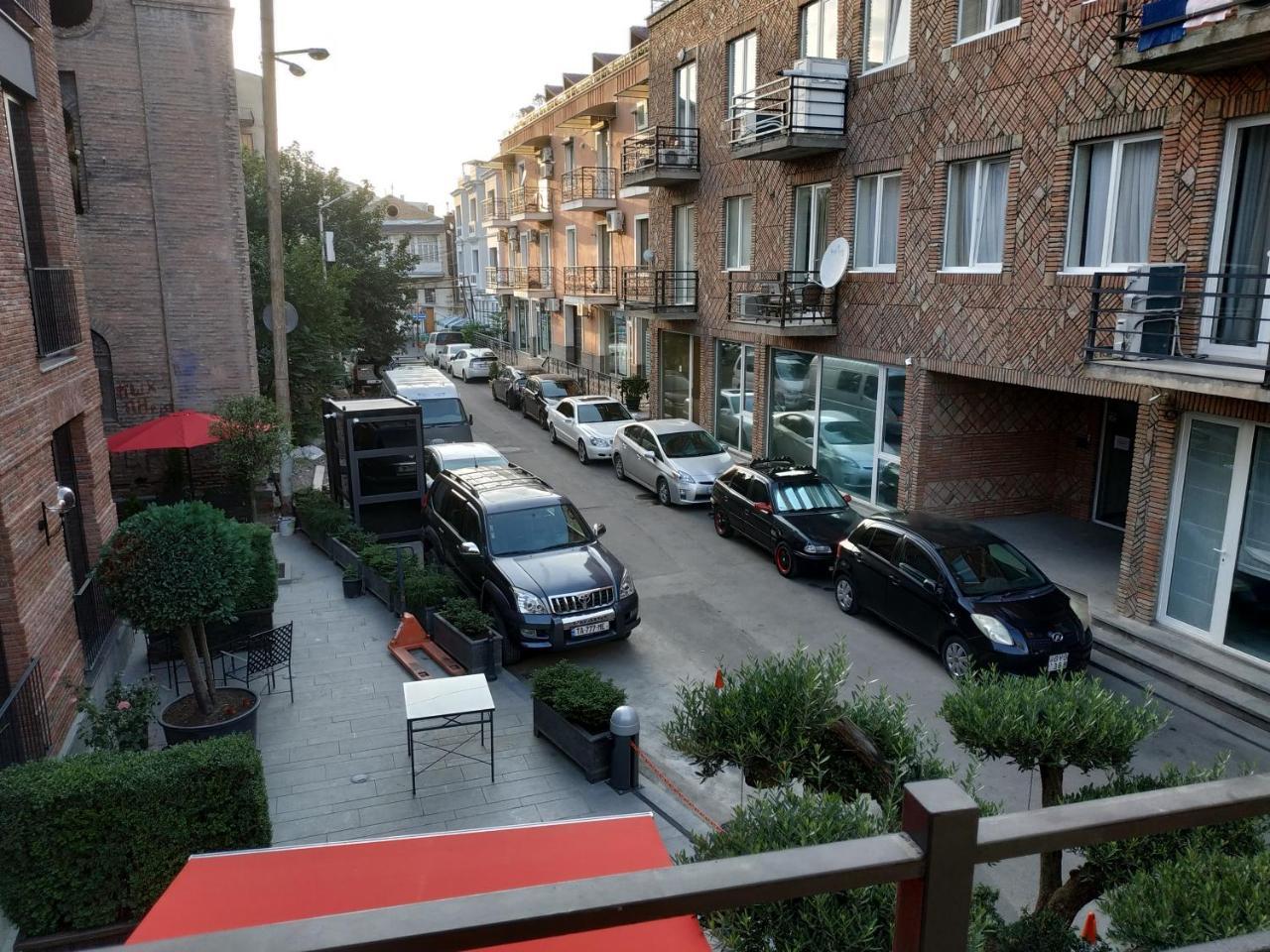 Hotel Lions Tbilisi Exterior foto