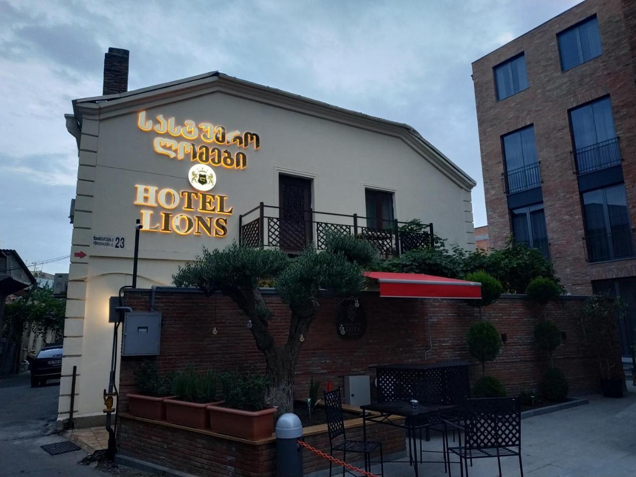Hotel Lions Tbilisi Exterior foto