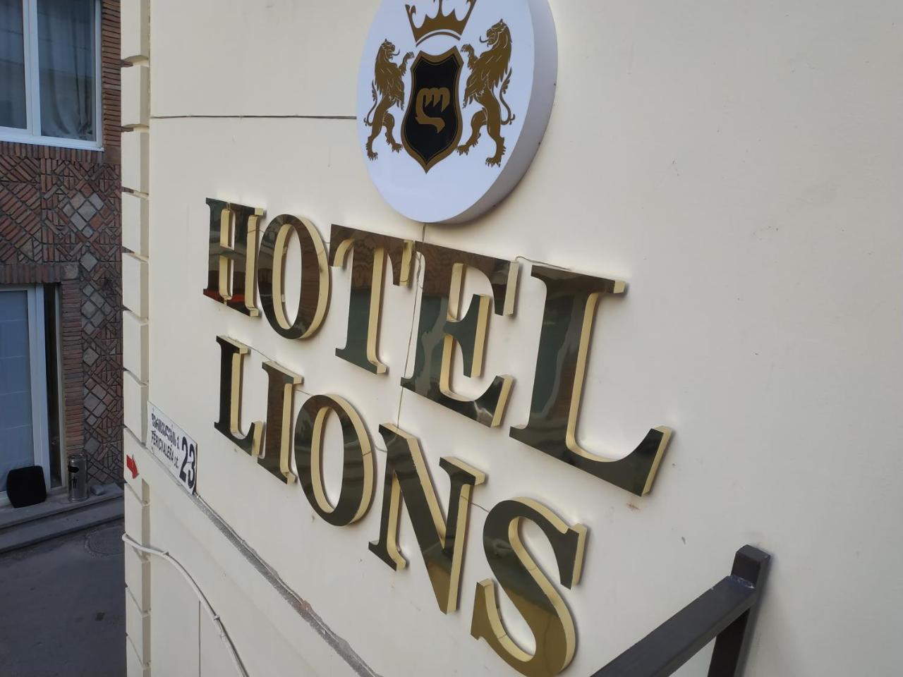 Hotel Lions Tbilisi Exterior foto